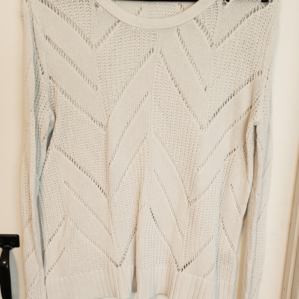 American Eagle white open knit sweater medium